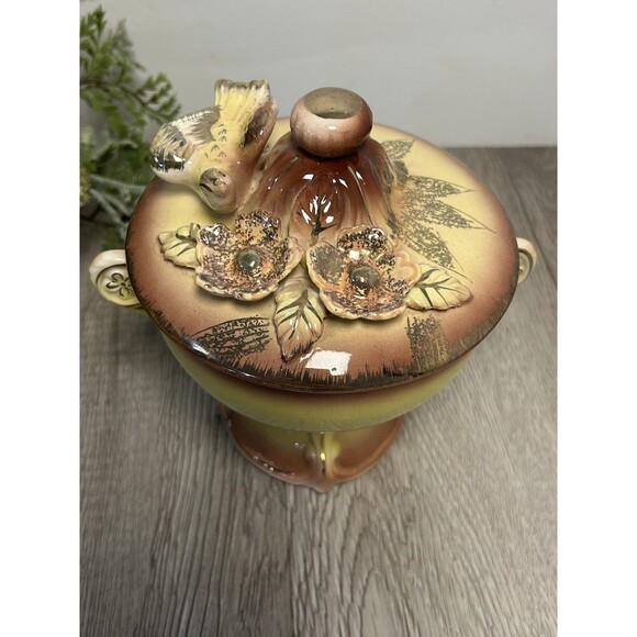Vintage Betson Hand Painted Porcelain Lidded Box Bird & Flowers Yellow Pink Gold - Picture 2 of 10